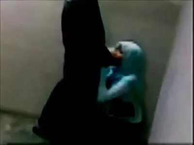 Primeira filme de sexo mulher perdendo a virgindade vez fodendo na câmera