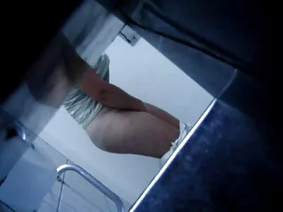 Tão linda namorada filme porno com varios homens morena italiana faz um boquete do inferno quando os pais saem