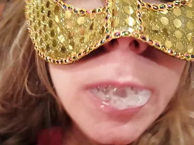 Morena esbelta filme de sexo com mulher de 18 anos sendo fodida boba