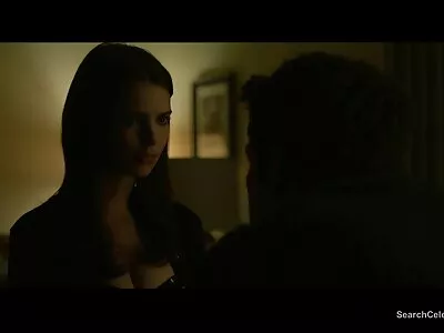 Ferramenta de amor em sua buceta e filme de pornô homem estrupando mulher boca